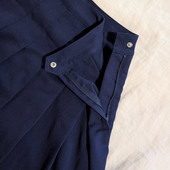 H&M Divided School Girl Skirt Small - Picture 7 of 9